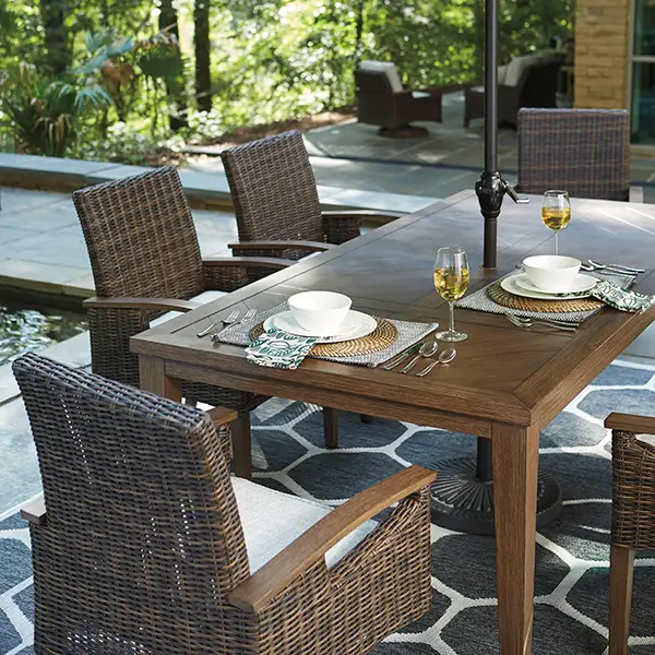 Outdoor dining set